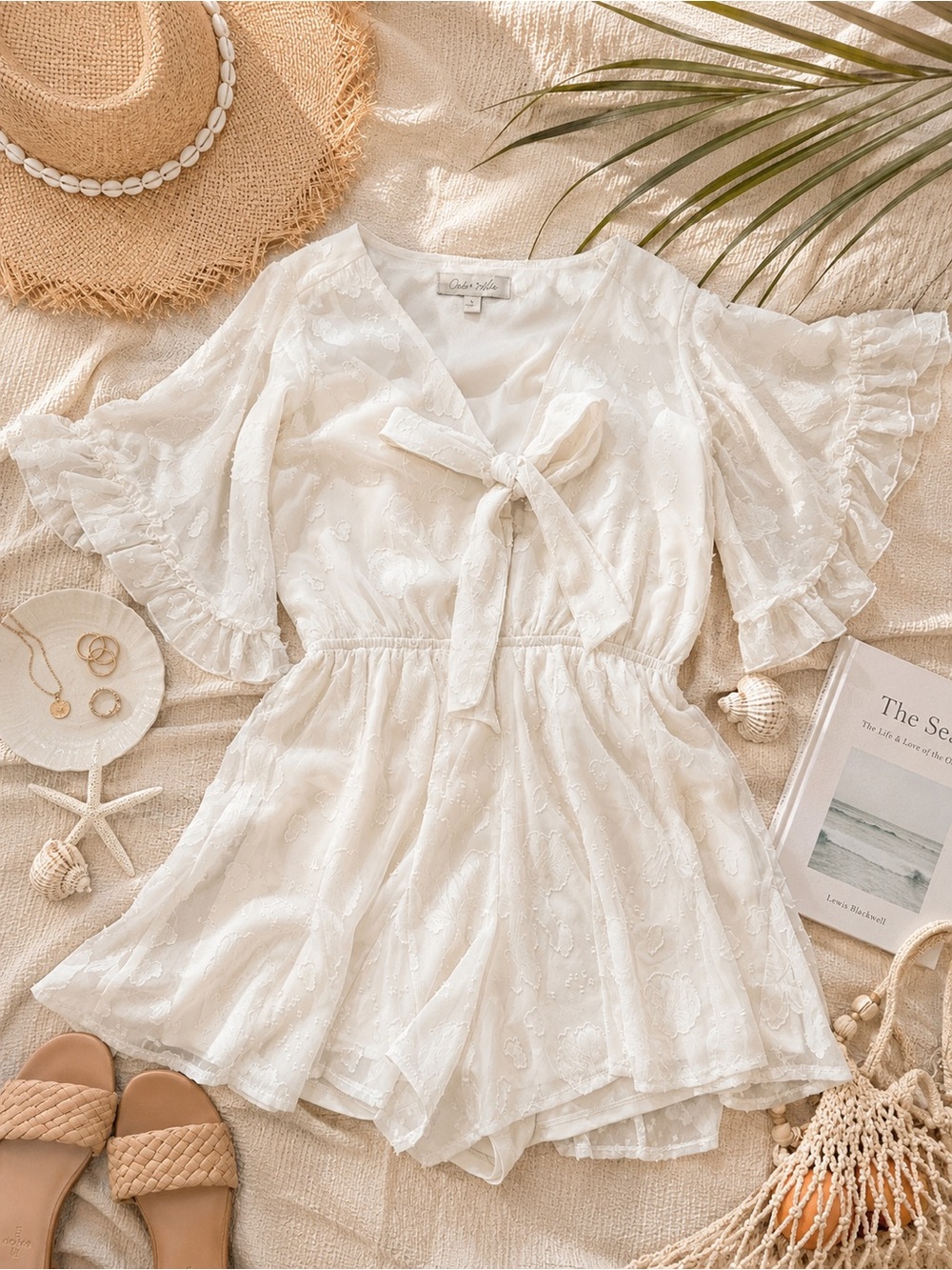 Chic White Boho Floral Ruffled Romper sz Small (g1